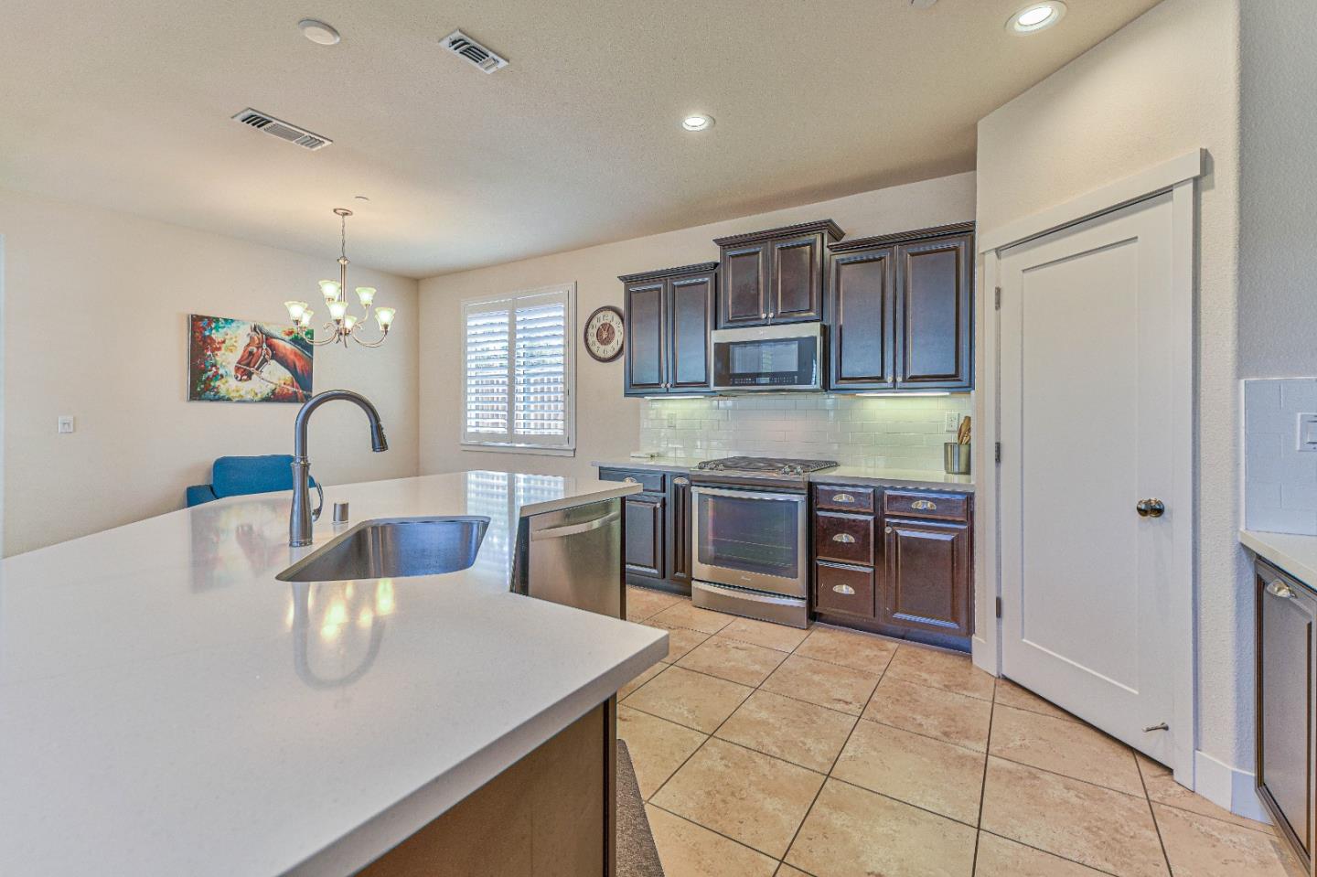 Detail Gallery Image 9 of 37 For 15026 Breckinridge Ave, East Garrison,  CA 93933 - 4 Beds | 2/1 Baths