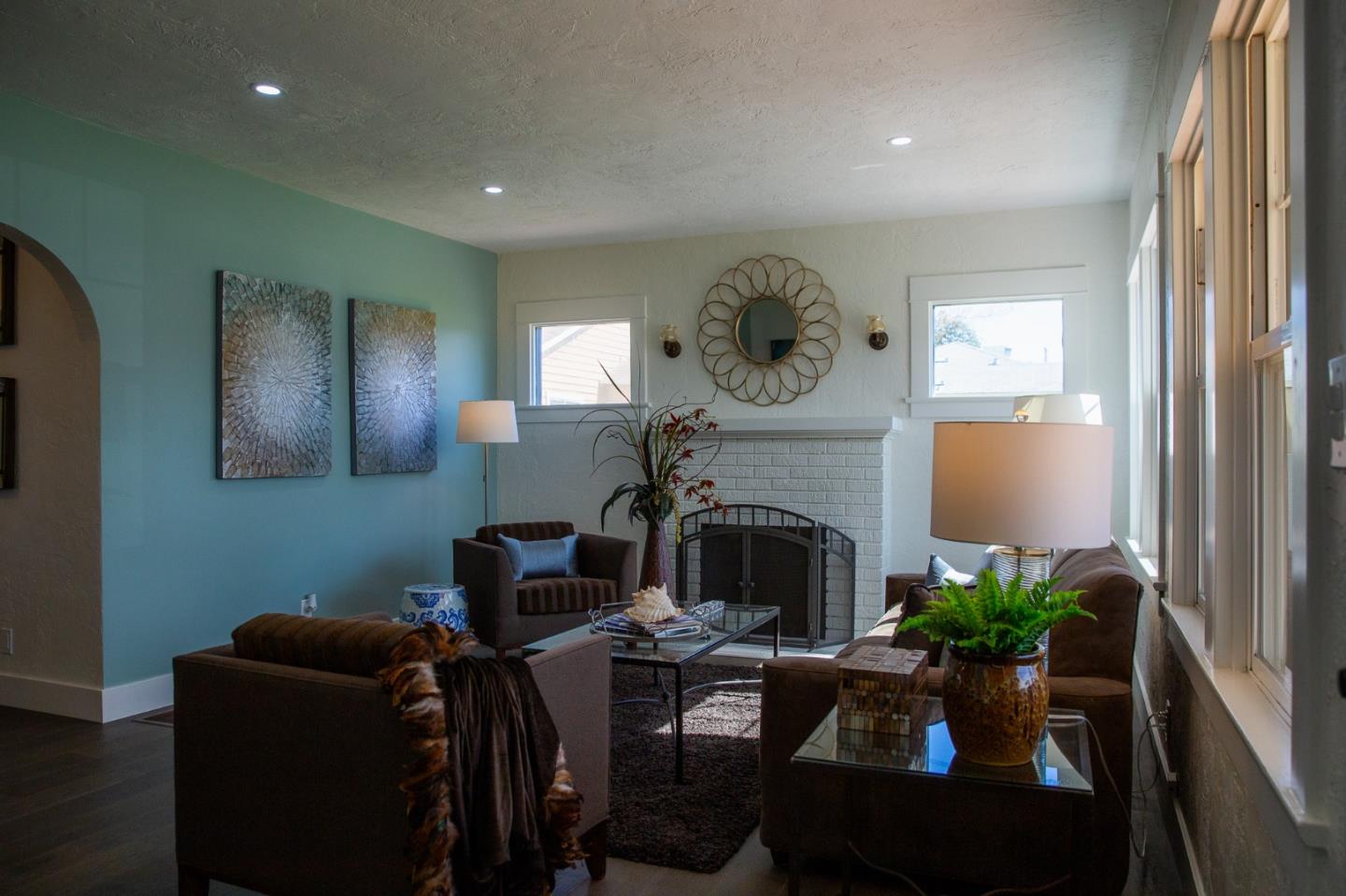 Detail Gallery Image 2 of 29 For 445 W 26th St, Merced,  CA 95340 - 2 Beds | 1 Baths