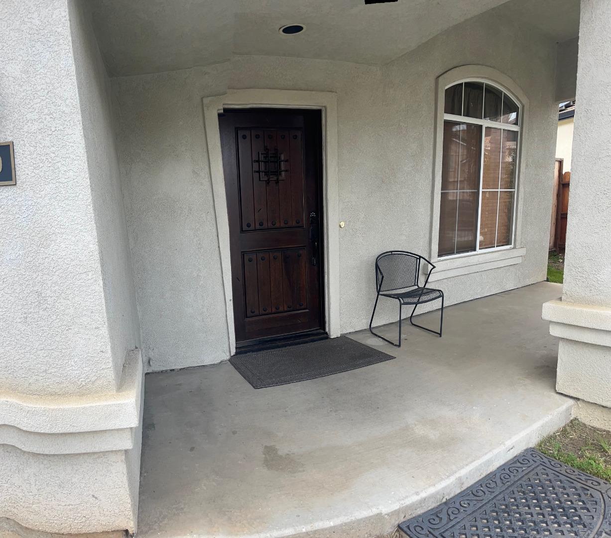 Detail Gallery Image 3 of 24 For 2260 Ventana Ct, Hollister,  CA 95023 - 4 Beds | 2/1 Baths