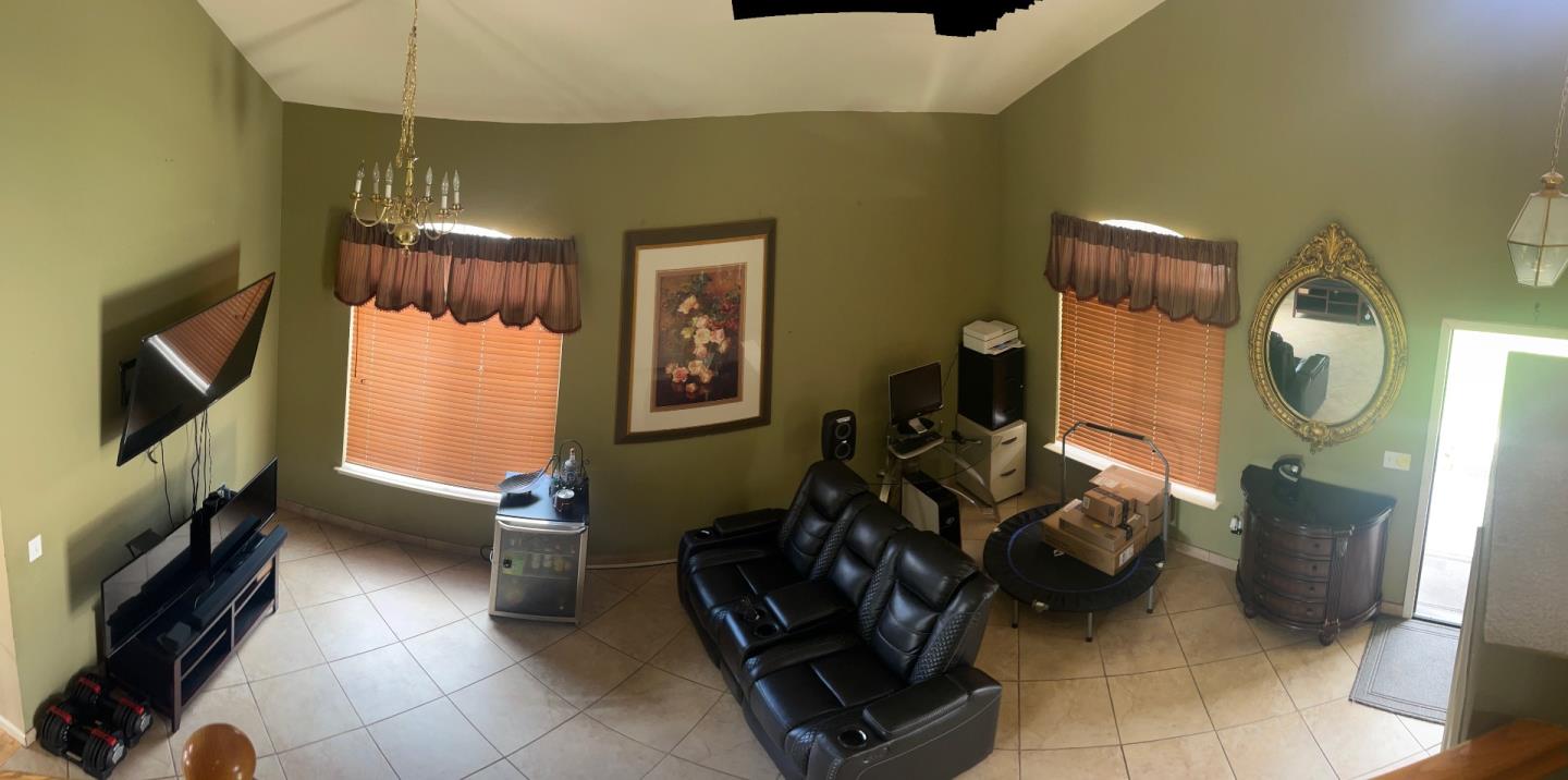 Detail Gallery Image 7 of 24 For 2260 Ventana Ct, Hollister,  CA 95023 - 4 Beds | 2/1 Baths