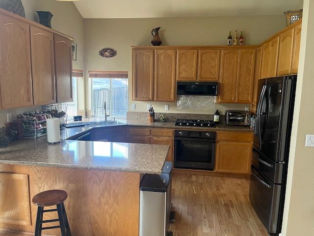 Detail Gallery Image 9 of 24 For 2260 Ventana Ct, Hollister,  CA 95023 - 4 Beds | 2/1 Baths