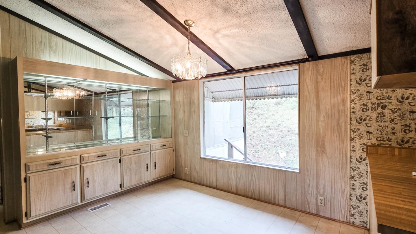 Detail Gallery Image 12 of 27 For 17596 Pond Derosa #10,  Prunedale,  CA 93907 - 3 Beds | 2 Baths