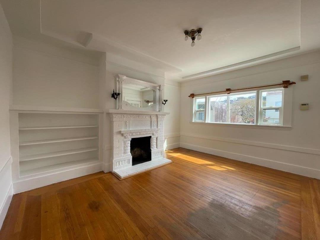 Detail Gallery Image 2 of 19 For 32 Cross St, San Francisco,  CA 94112 - 4 Beds | 2 Baths
