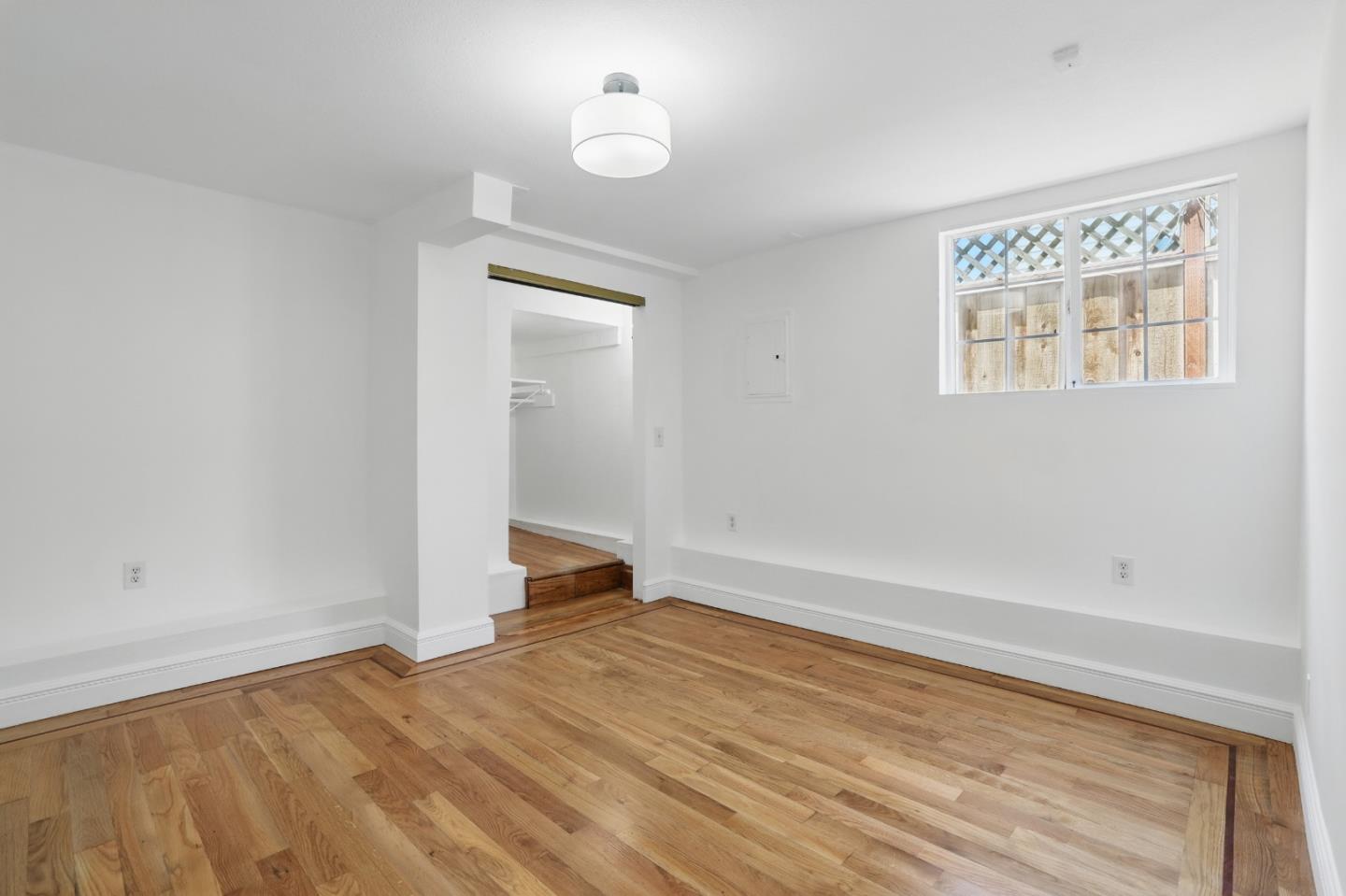 Detail Gallery Image 25 of 42 For 32 Cross St, San Francisco,  CA 94112 - 4 Beds | 2 Baths