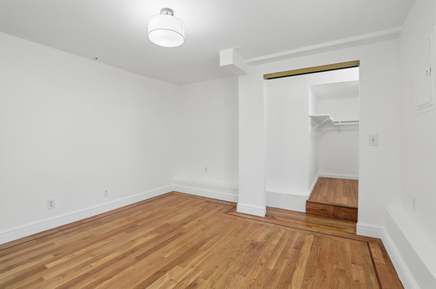 Detail Gallery Image 26 of 42 For 32 Cross St, San Francisco,  CA 94112 - 4 Beds | 2 Baths