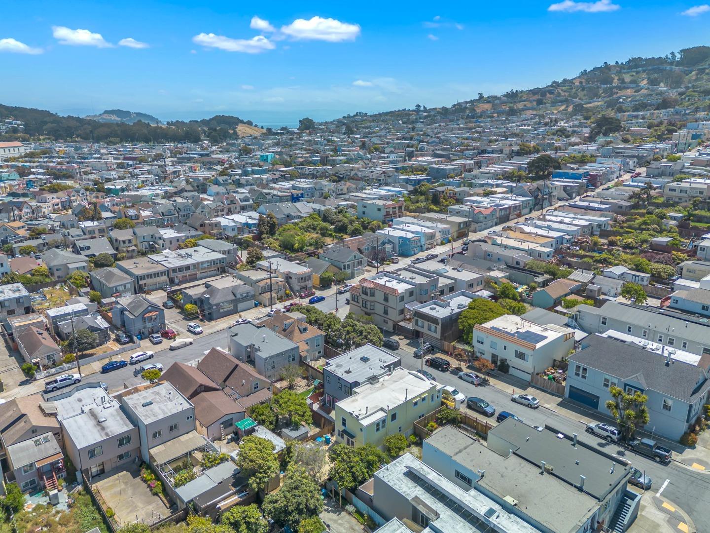 Detail Gallery Image 37 of 42 For 32 Cross St, San Francisco,  CA 94112 - 4 Beds | 2 Baths