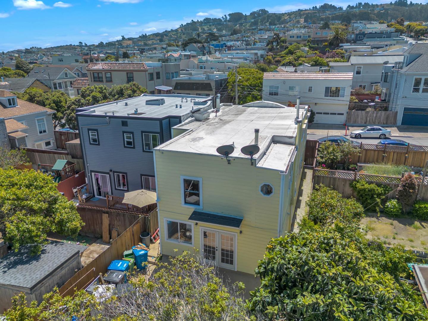 Detail Gallery Image 39 of 42 For 32 Cross St, San Francisco,  CA 94112 - 4 Beds | 2 Baths