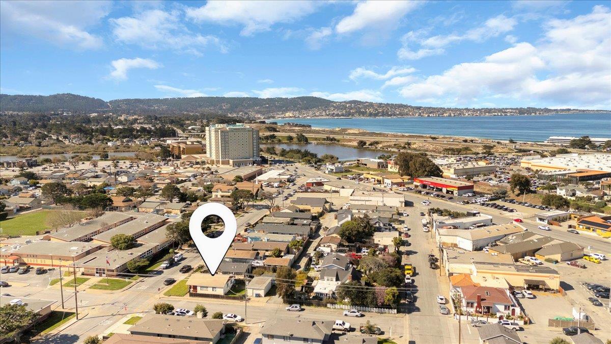 Detail Gallery Image 5 of 6 For 495 Elm Ave, Seaside,  CA 93955 - 2 Beds | 1 Baths