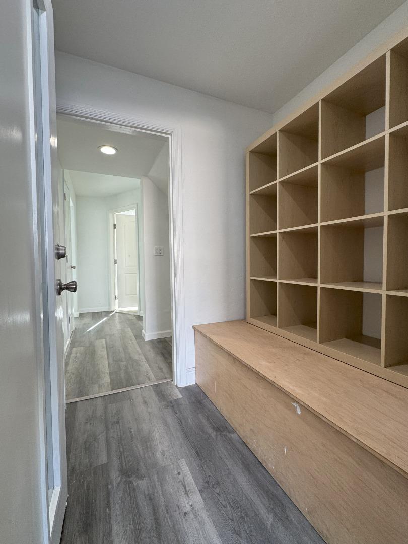 Detail Gallery Image 13 of 19 For 139 Bridgeview Dr, San Francisco,  CA 94124 - 2 Beds | 1 Baths