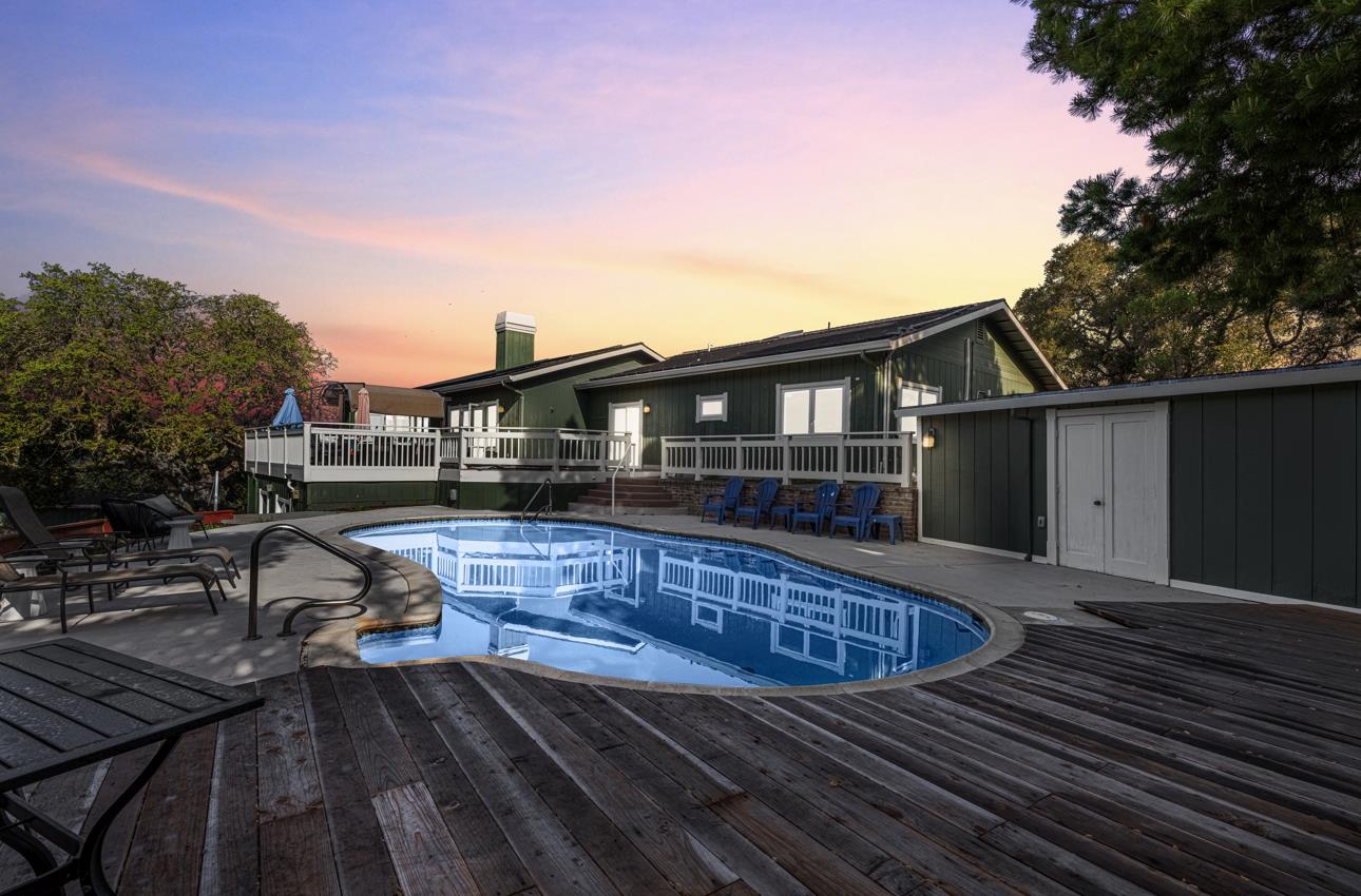 Detail Gallery Image 2 of 79 For 383 Corral De Tierra Rd, Salinas,  CA 93908 - 5 Beds | 4/1 Baths