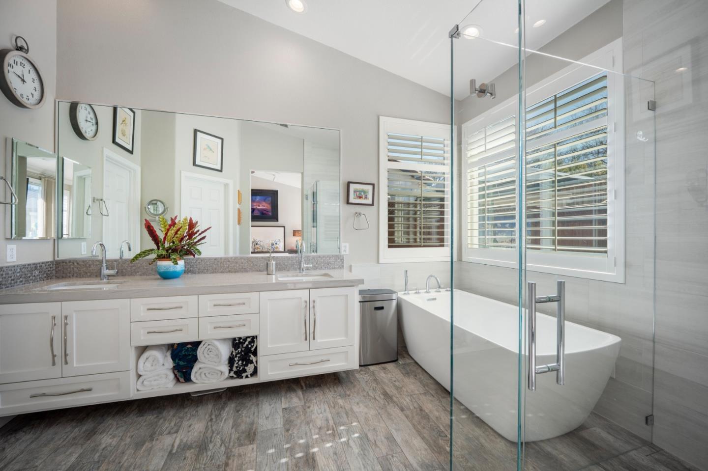 Detail Gallery Image 15 of 36 For 1235 Quail Ridge Way, Hollister,  CA 95023 - 4 Beds | 2/1 Baths