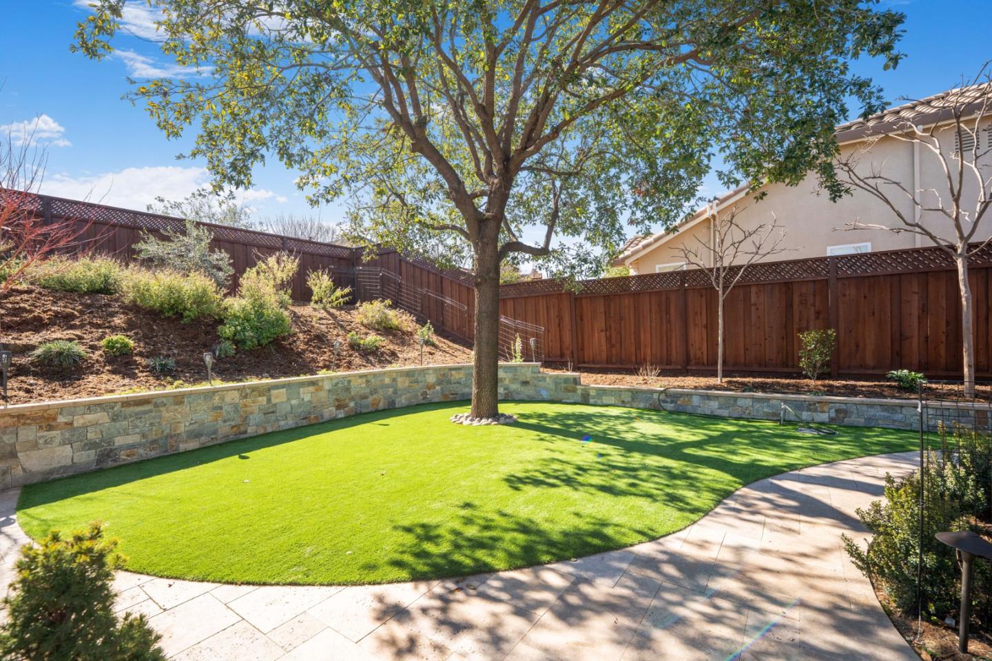Detail Gallery Image 31 of 36 For 1235 Quail Ridge Way, Hollister,  CA 95023 - 4 Beds | 2/1 Baths