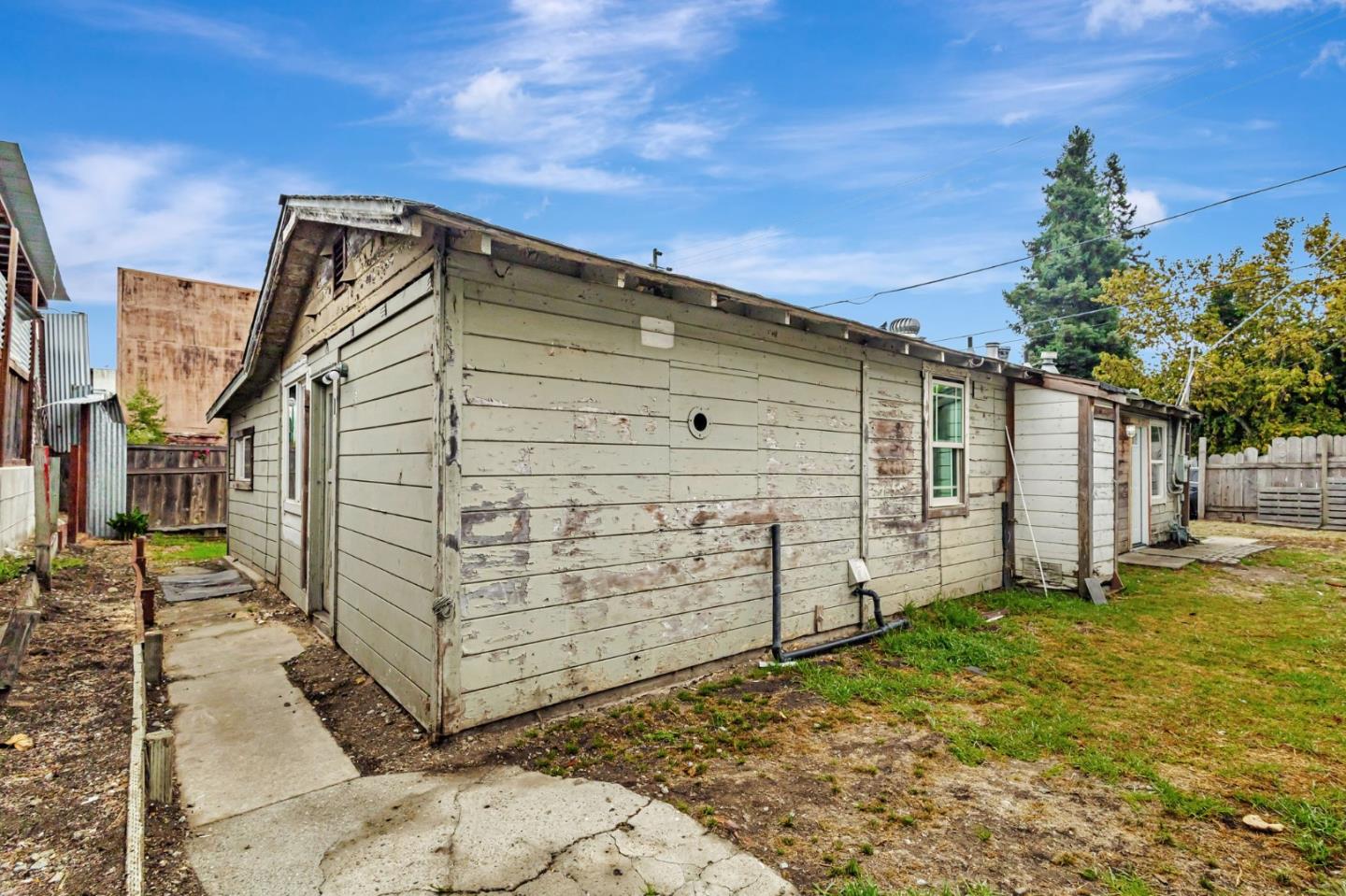 Detail Gallery Image 25 of 31 For 4045 Cory St, Soquel,  CA 95073 - 3 Beds | 1 Baths