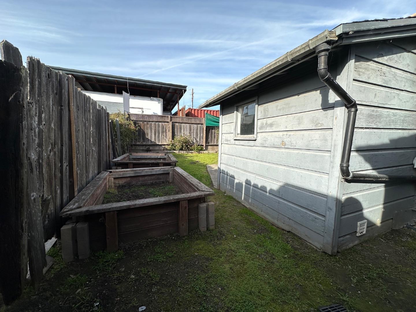 Detail Gallery Image 18 of 22 For 4057 Cory St, Soquel,  CA 95073 - 4 Beds | 1 Baths