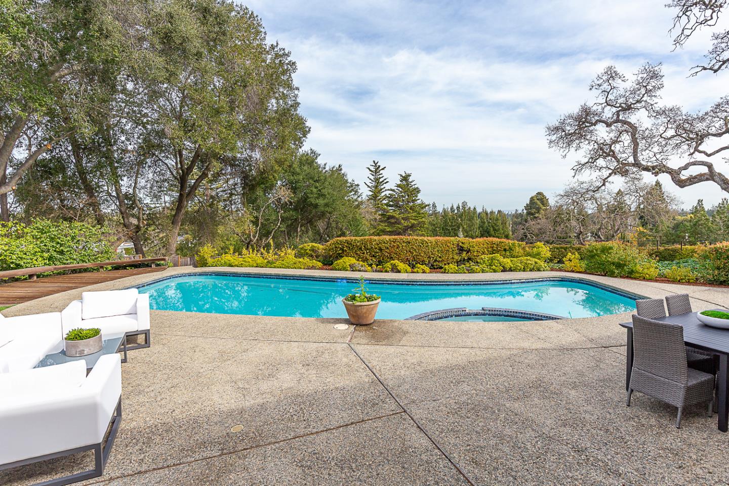 370 Atherton Avenue, Atherton, CA 94027