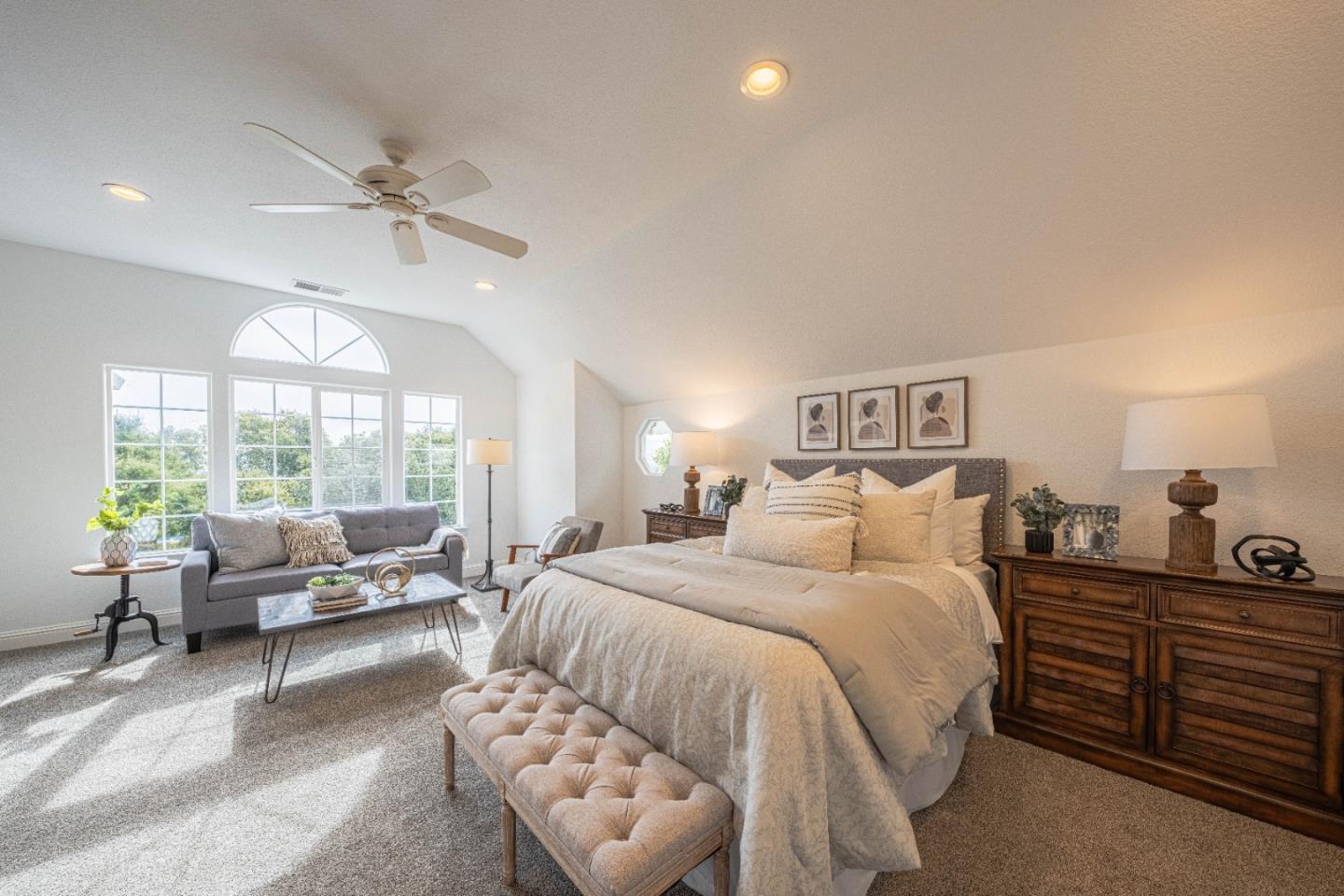 Detail Gallery Image 34 of 65 For 60 Brown Road, San Juan Bautista,  CA 95045 - 4 Beds | 4 Baths
