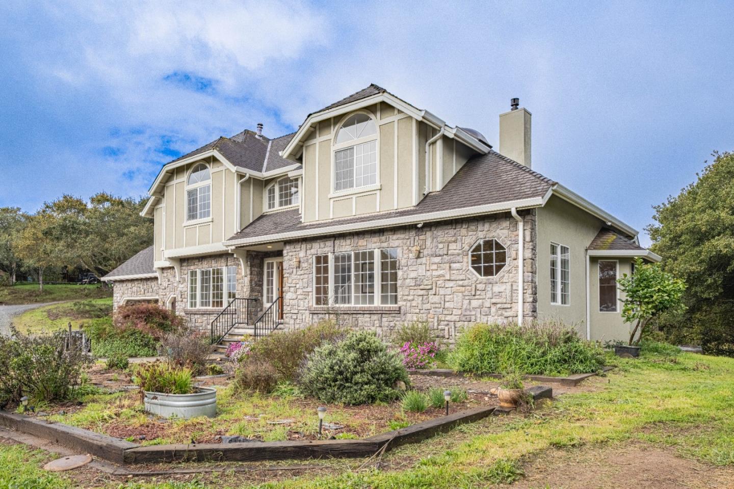 Detail Gallery Image 50 of 65 For 60 Brown Road, San Juan Bautista,  CA 95045 - 4 Beds | 4 Baths