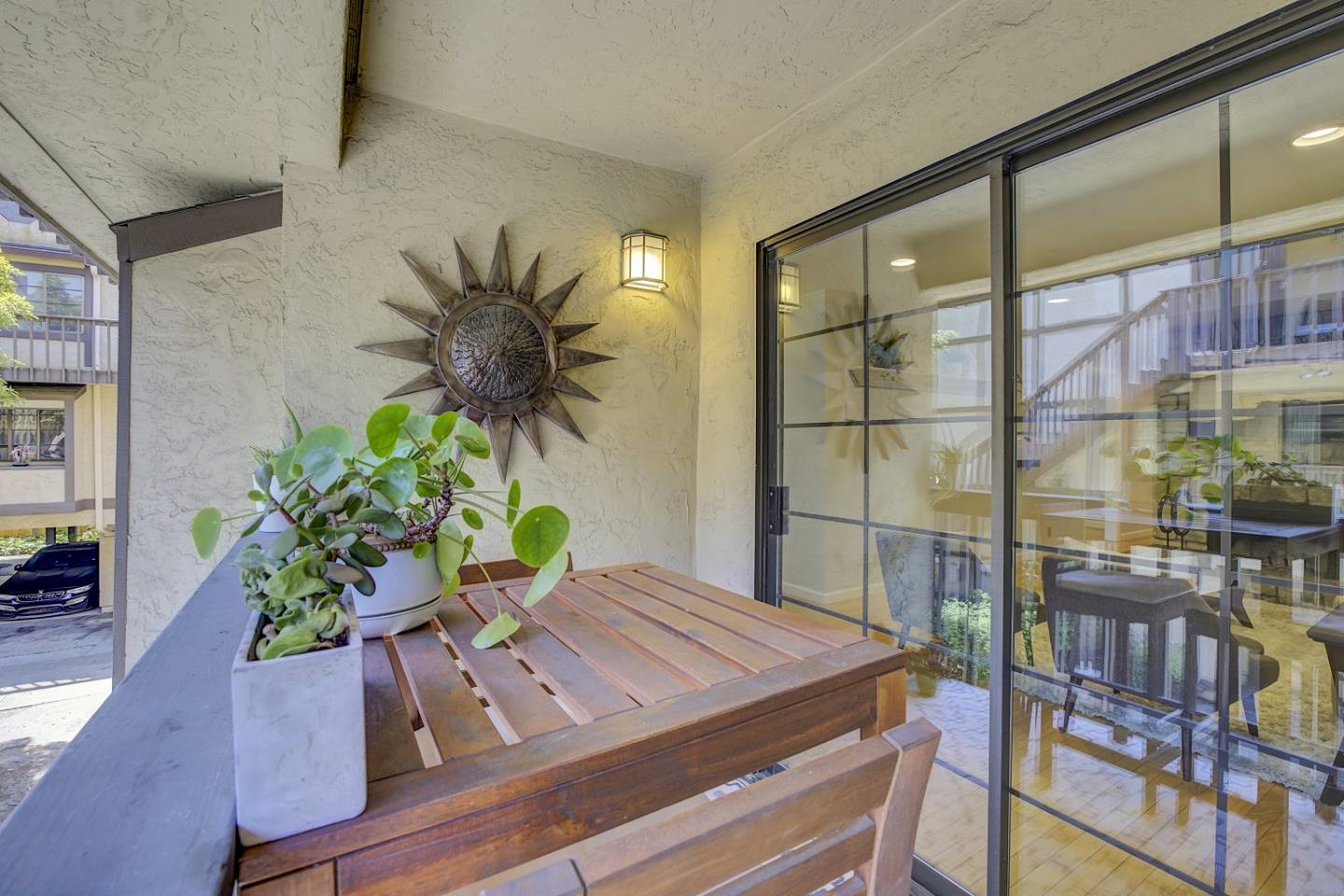 Detail Gallery Image 17 of 43 For 1120 Brewster Ave, Redwood City,  CA 94062 - 2 Beds | 2/1 Baths
