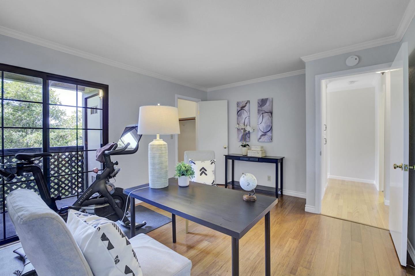 Detail Gallery Image 23 of 43 For 1120 Brewster Ave, Redwood City,  CA 94062 - 2 Beds | 2/1 Baths