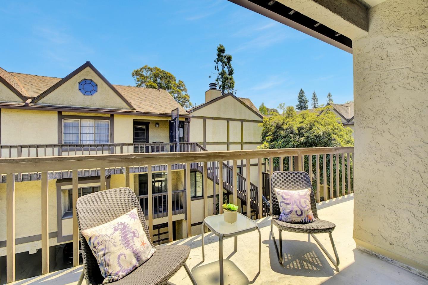 Detail Gallery Image 33 of 43 For 1120 Brewster Ave, Redwood City,  CA 94062 - 2 Beds | 2/1 Baths