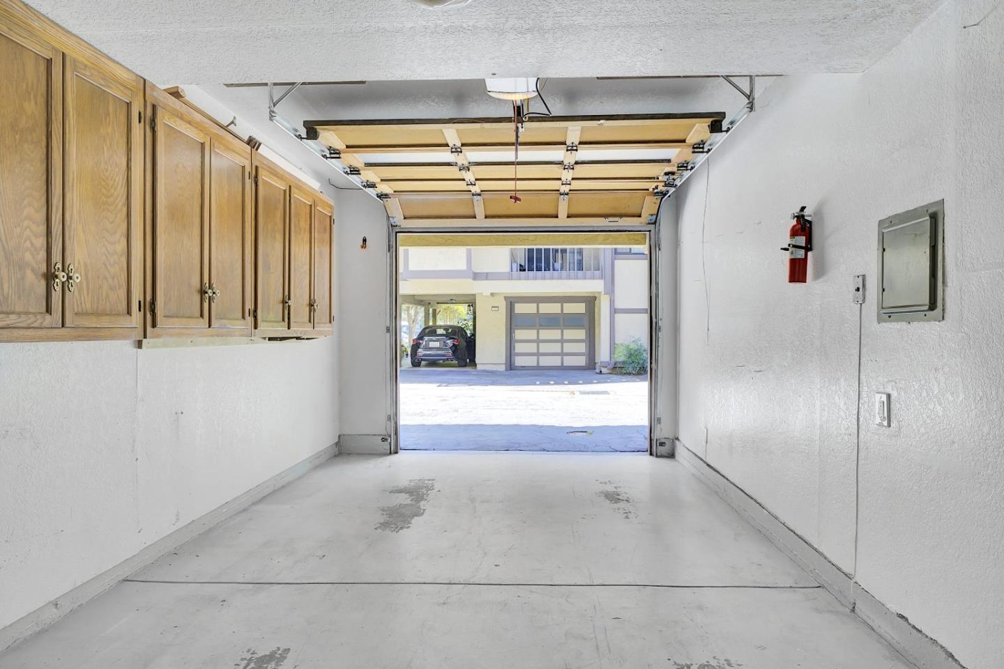 Detail Gallery Image 34 of 43 For 1120 Brewster Ave, Redwood City,  CA 94062 - 2 Beds | 2/1 Baths