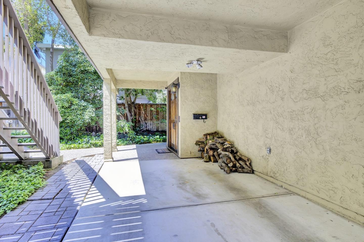 Detail Gallery Image 36 of 43 For 1120 Brewster Ave, Redwood City,  CA 94062 - 2 Beds | 2/1 Baths