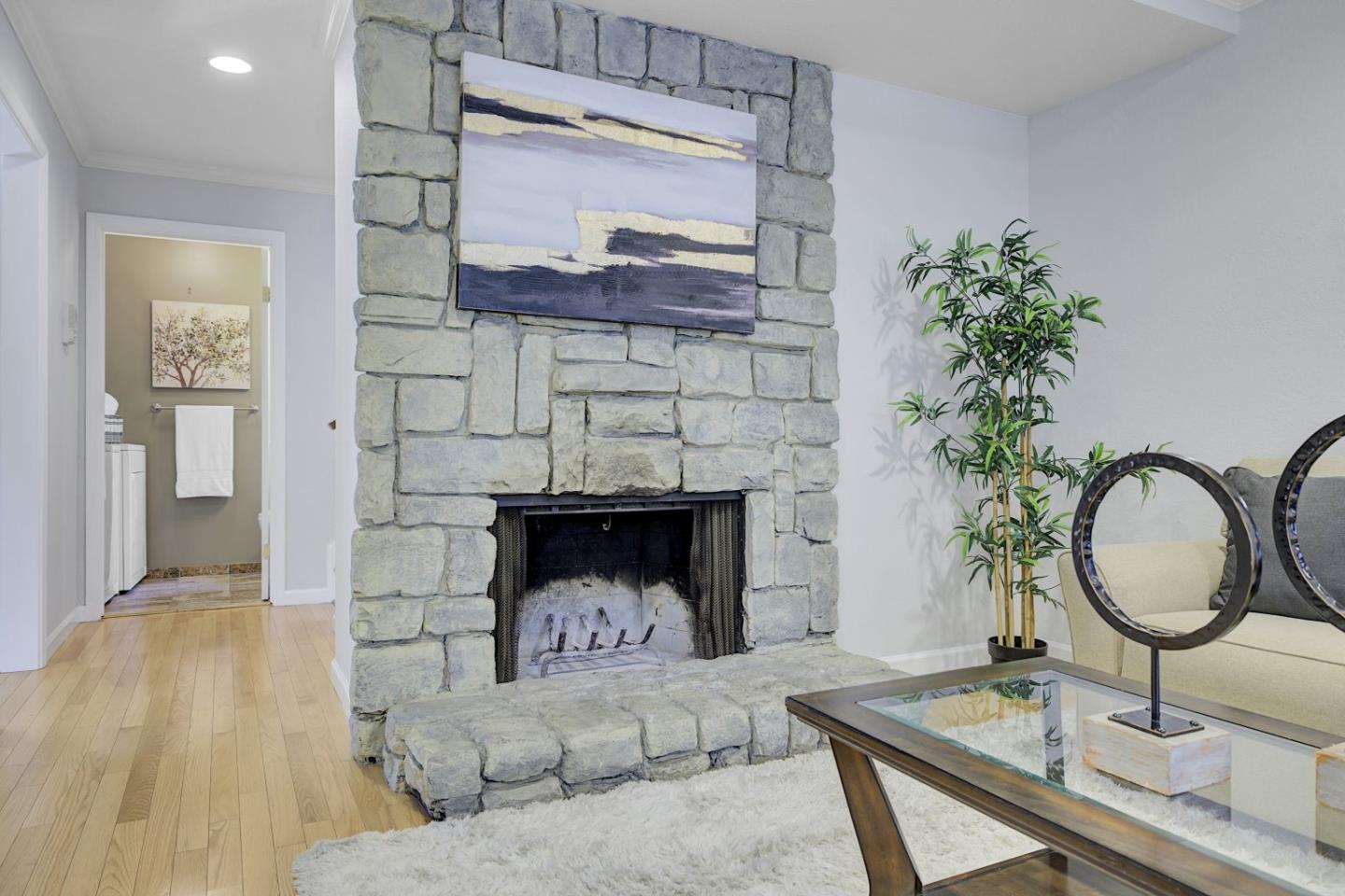 Detail Gallery Image 7 of 43 For 1120 Brewster Ave, Redwood City,  CA 94062 - 2 Beds | 2/1 Baths