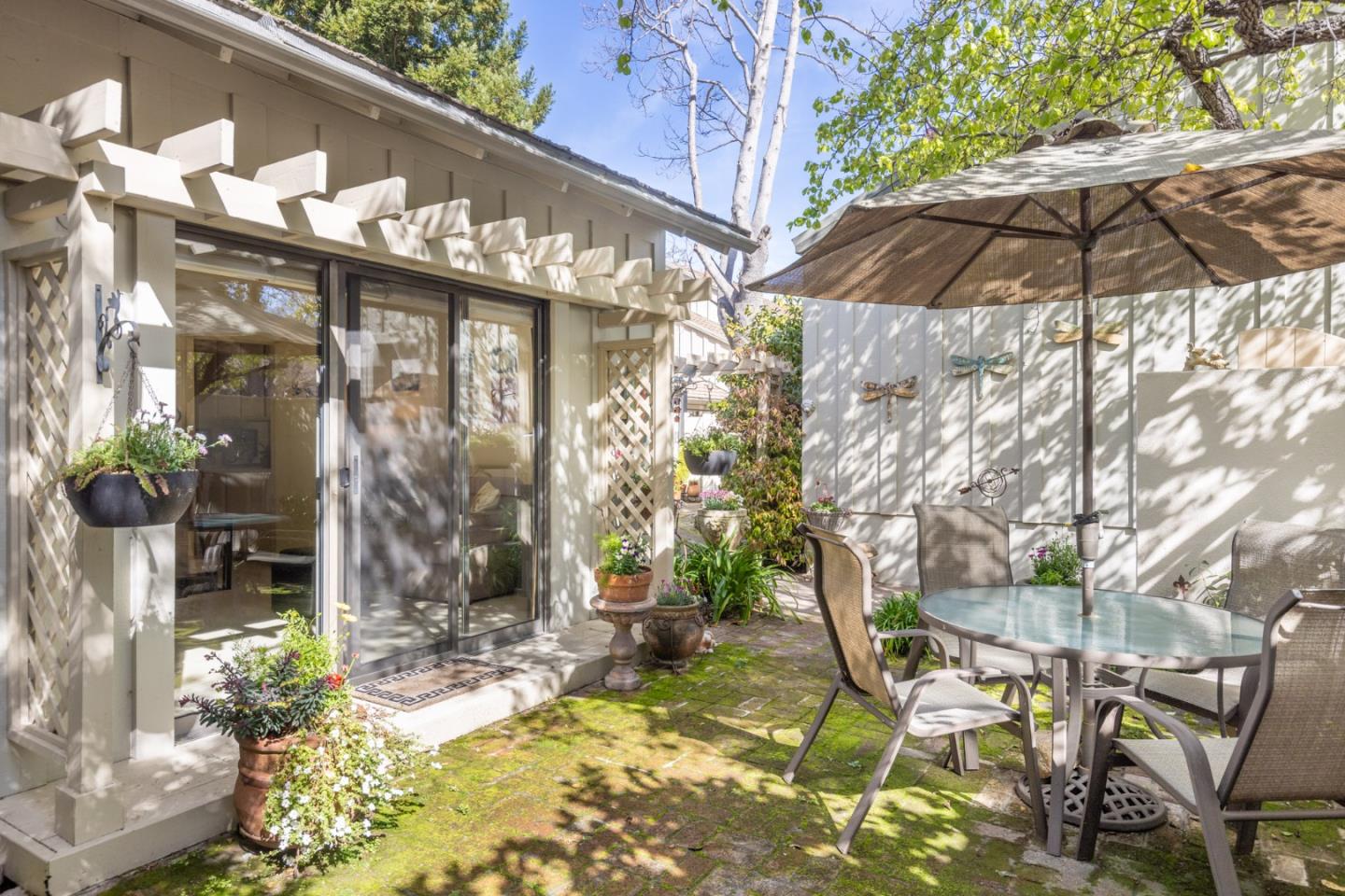 Detail Gallery Image 26 of 34 For 9565 Oak Ct, Carmel,  CA 93923 - 3 Beds | 3 Baths