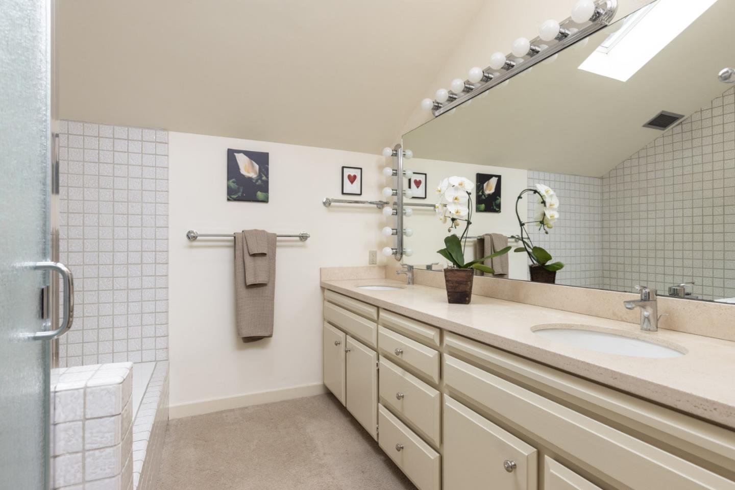 Detail Gallery Image 29 of 34 For 9565 Oak Ct, Carmel,  CA 93923 - 3 Beds | 3 Baths