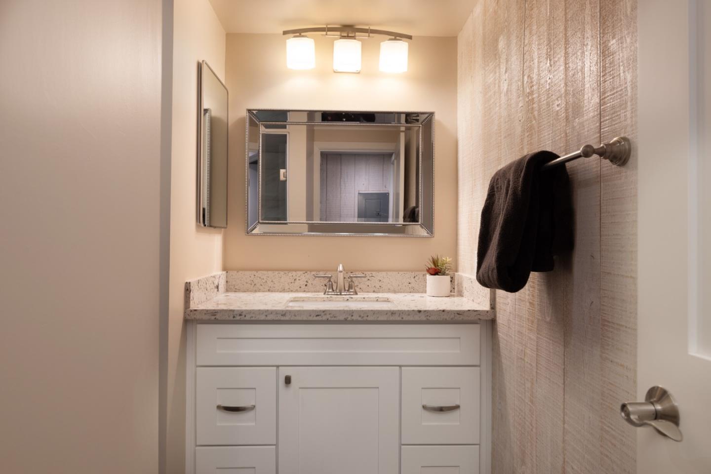 Detail Gallery Image 19 of 22 For 7026 Valley Greens Cir #10,  Carmel,  CA 93923 - 3 Beds | 2 Baths