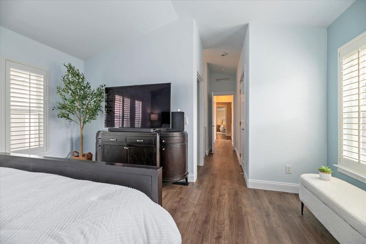 Detail Gallery Image 18 of 27 For 305 Creekside Village Dr, Los Gatos,  CA 95032 - 3 Beds | 2/1 Baths