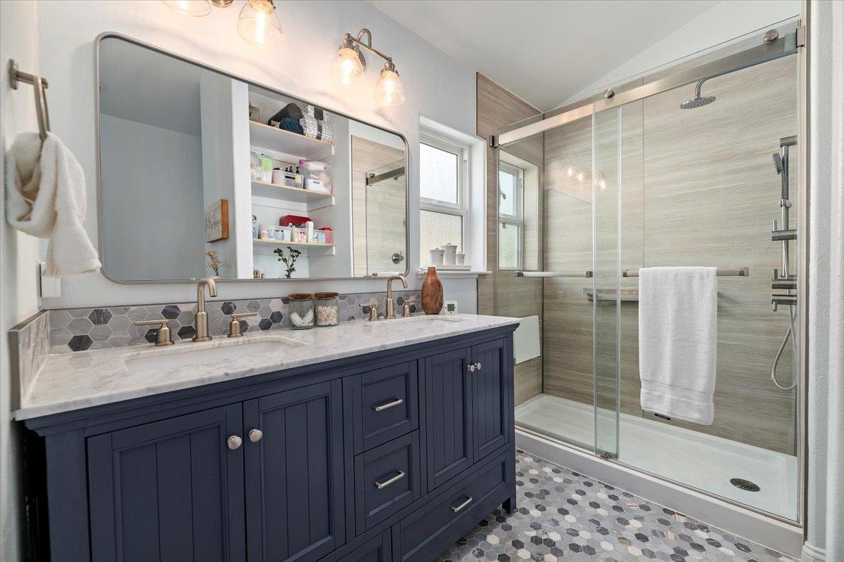 Detail Gallery Image 19 of 27 For 305 Creekside Village Dr, Los Gatos,  CA 95032 - 3 Beds | 2/1 Baths