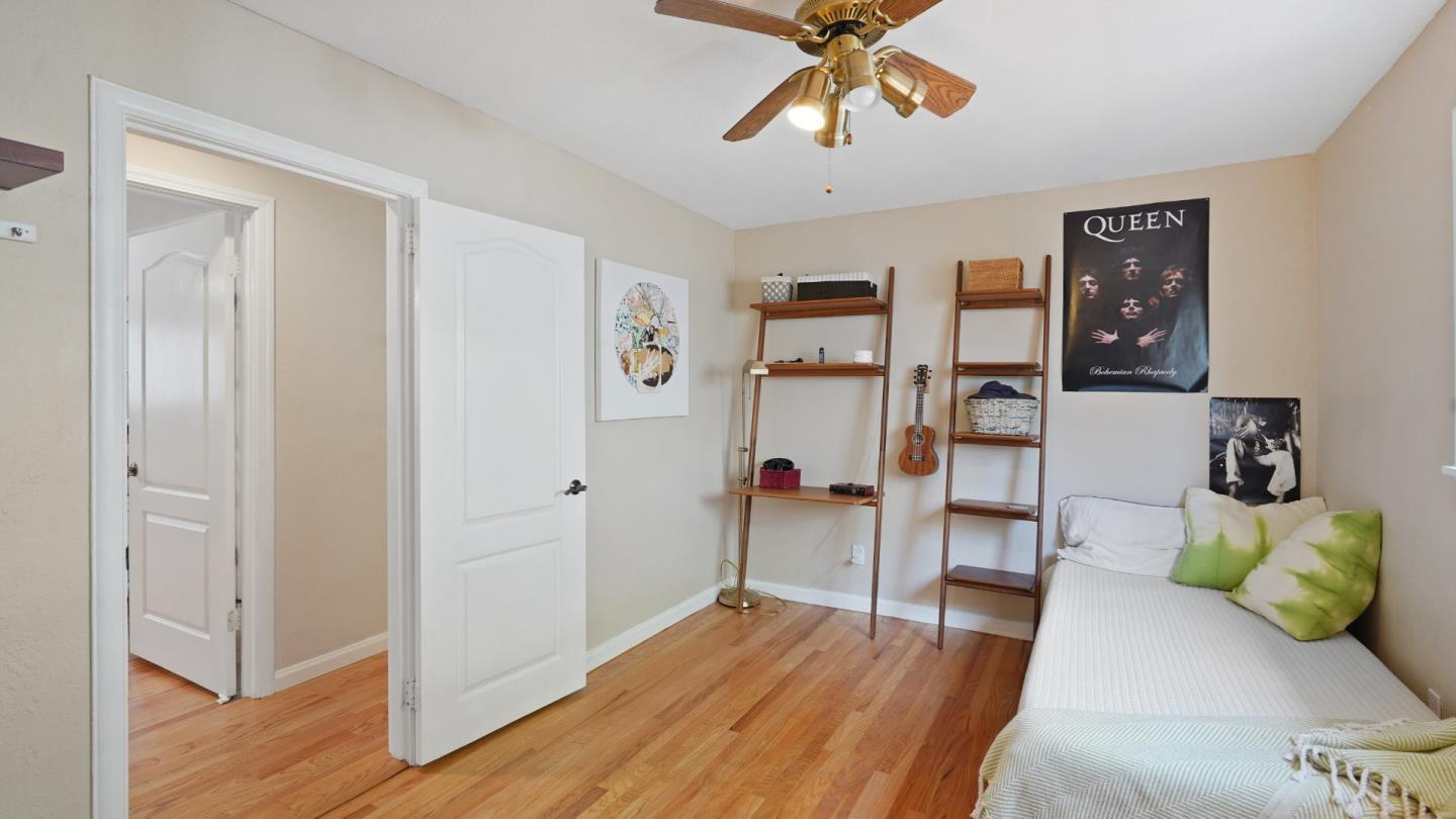 Detail Gallery Image 25 of 41 For 938 Fulton St, Redwood City,  CA 94061 - 3 Beds | 2 Baths