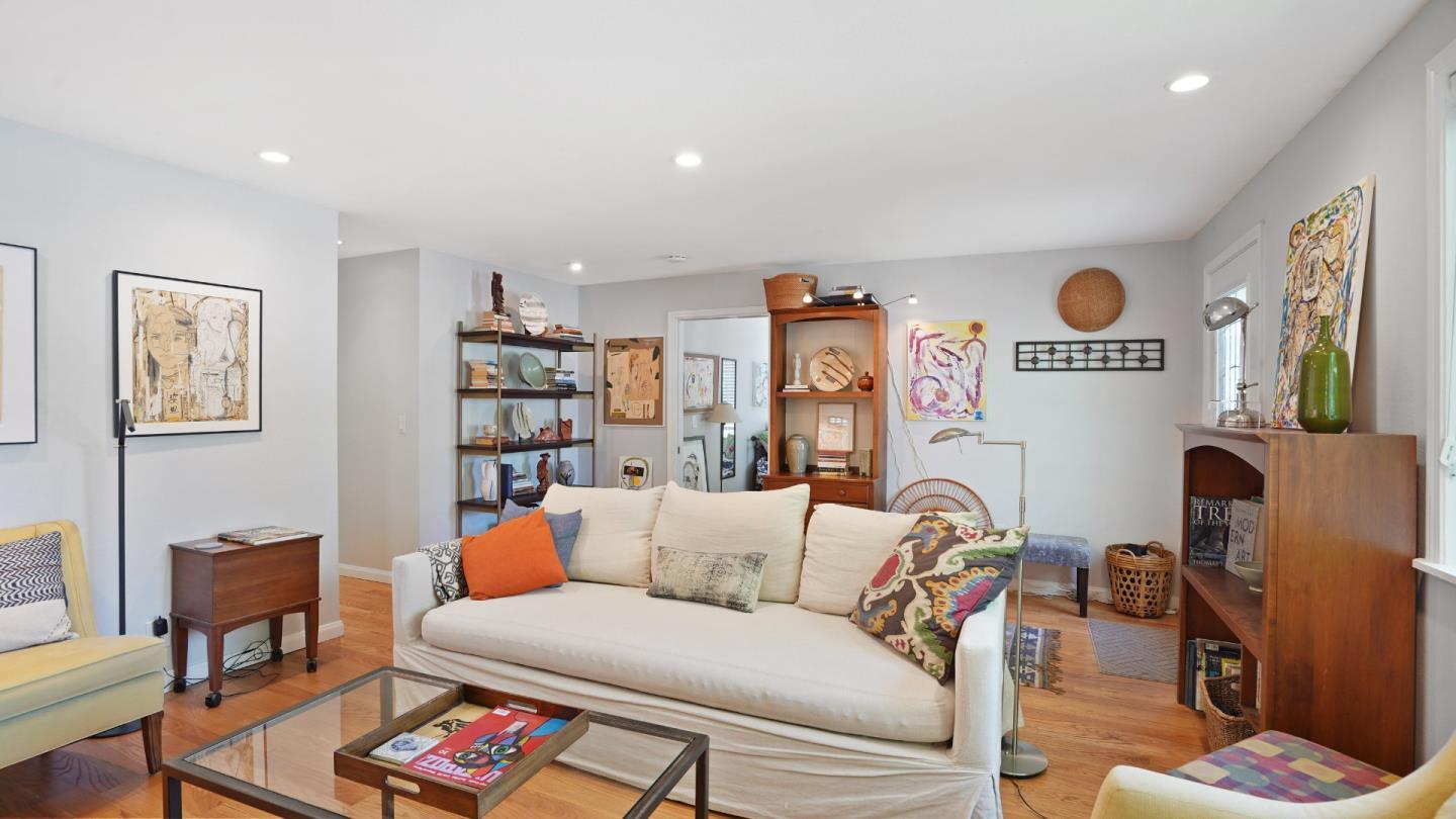 Detail Gallery Image 6 of 41 For 938 Fulton St, Redwood City,  CA 94061 - 3 Beds | 2 Baths