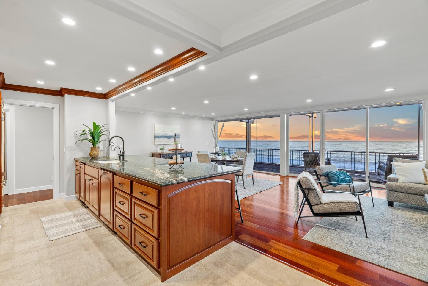 Detail Gallery Image 21 of 44 For 300 Oceanview Dr #401,  La Selva Beach,  CA 95076 - 3 Beds | 2 Baths