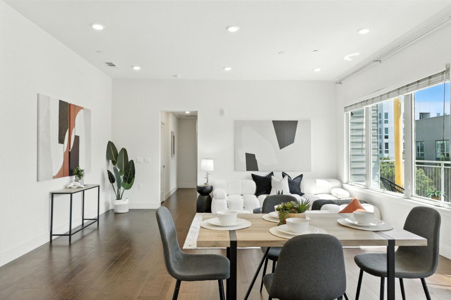 Detail Gallery Image 15 of 50 For 1685 Delano St #33,  Milpitas,  CA 95035 - 3 Beds | 2/1 Baths