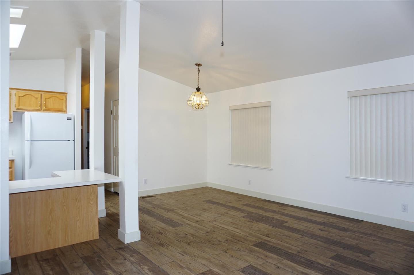 Detail Gallery Image 11 of 30 For 325 Sylvan Ave #89,  Mountain View,  CA 94041 - 2 Beds | 2 Baths