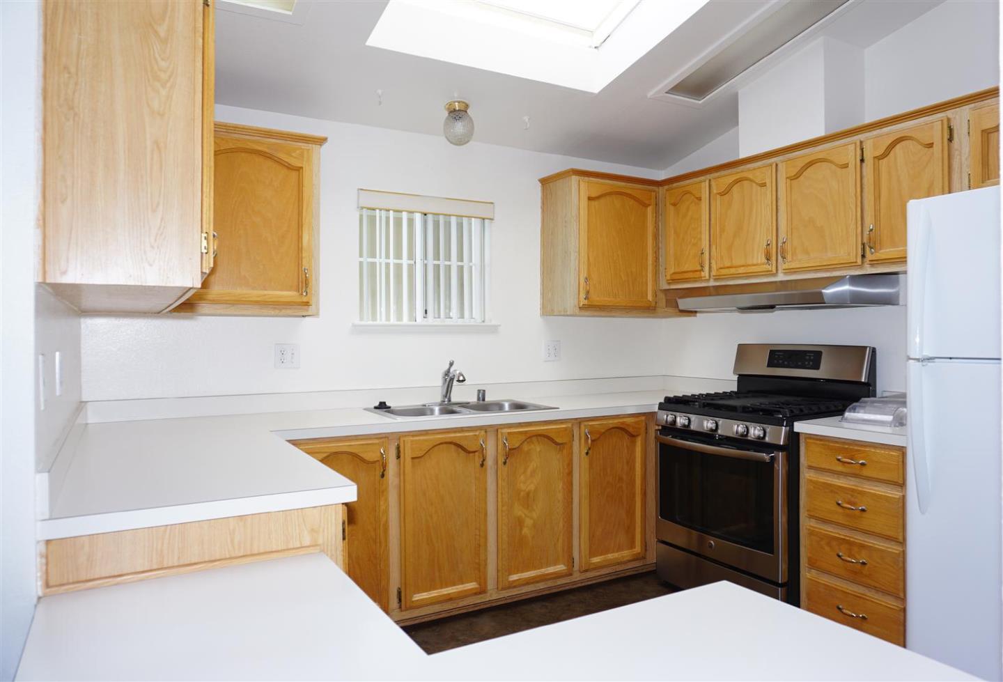 Detail Gallery Image 6 of 30 For 325 Sylvan Ave #89,  Mountain View,  CA 94041 - 2 Beds | 2 Baths