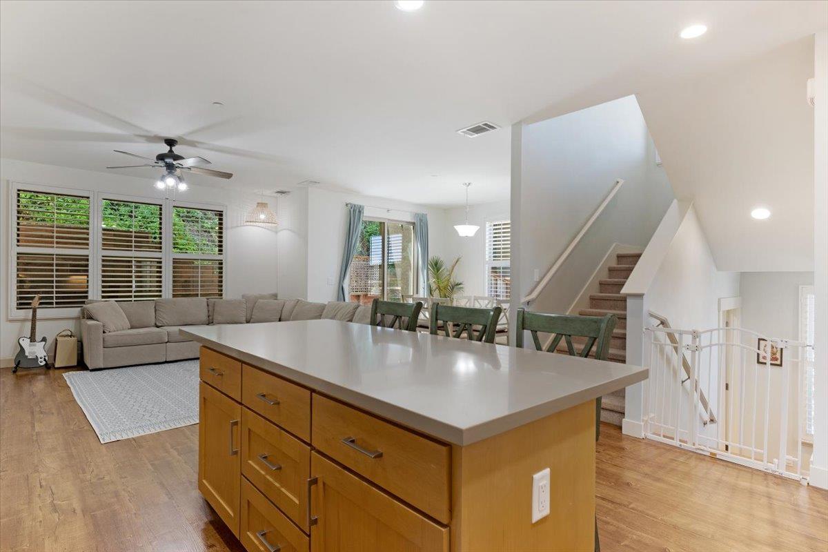 Detail Gallery Image 12 of 50 For 912 Lundy Ln, Scotts Valley,  CA 95066 - 4 Beds | 3 Baths
