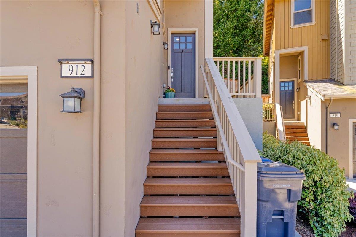 Detail Gallery Image 3 of 50 For 912 Lundy Ln, Scotts Valley,  CA 95066 - 4 Beds | 3 Baths