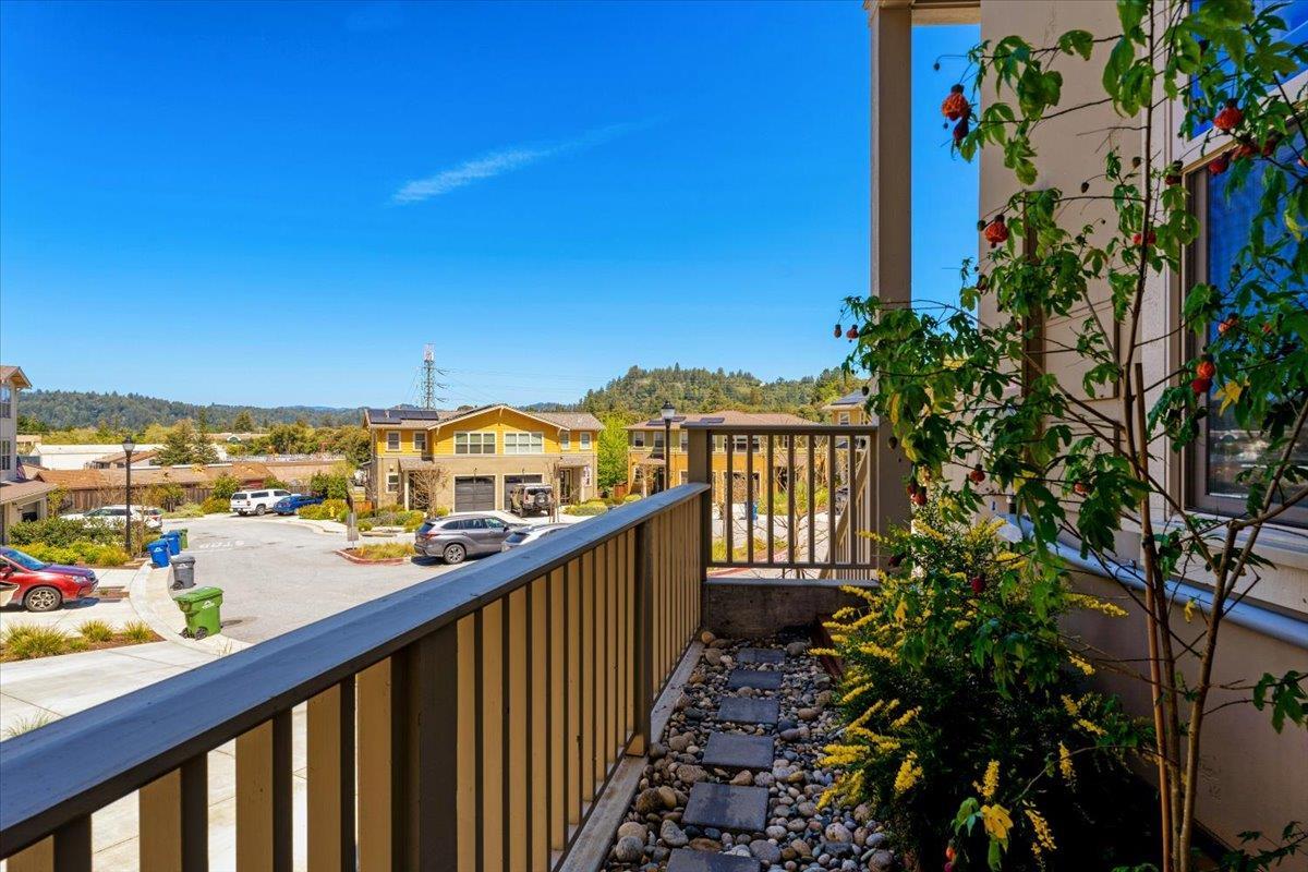 Detail Gallery Image 5 of 50 For 912 Lundy Ln, Scotts Valley,  CA 95066 - 4 Beds | 3 Baths
