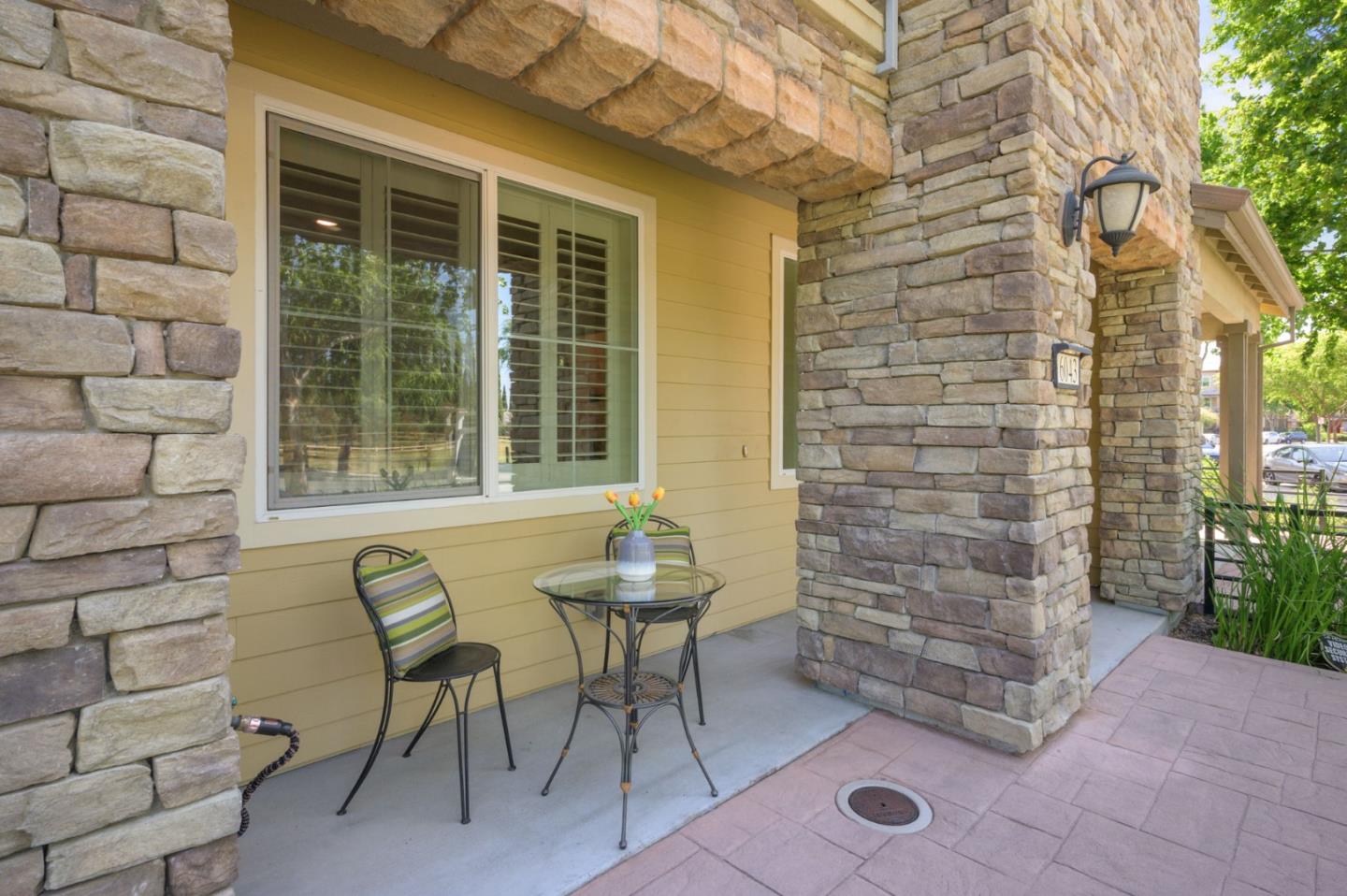 Detail Gallery Image 5 of 94 For 6043 Raleigh Rd, San Jose,  CA 95123 - 4 Beds | 3/1 Baths