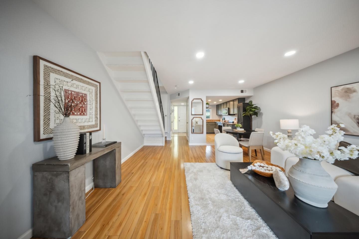 Photo #6: ML81996451 Listing: Photo #6