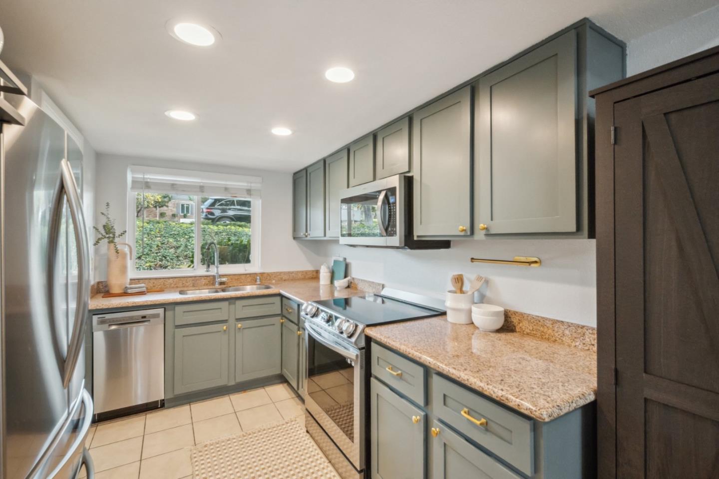 Photo #7: ML81996451 Listing: Photo #7