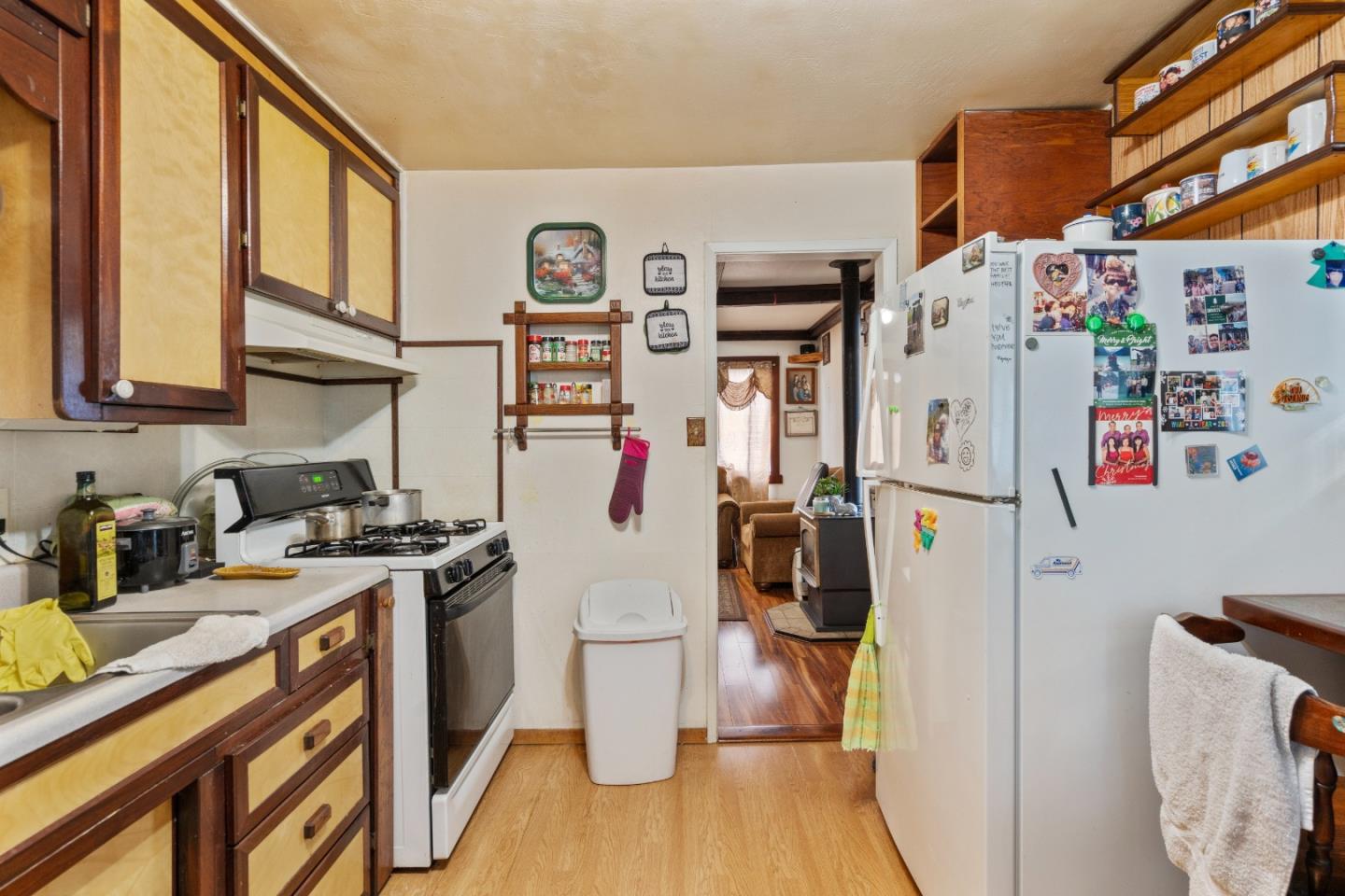Detail Gallery Image 13 of 17 For 1659 Judson St, Seaside,  CA 93955 - 2 Beds | 1 Baths