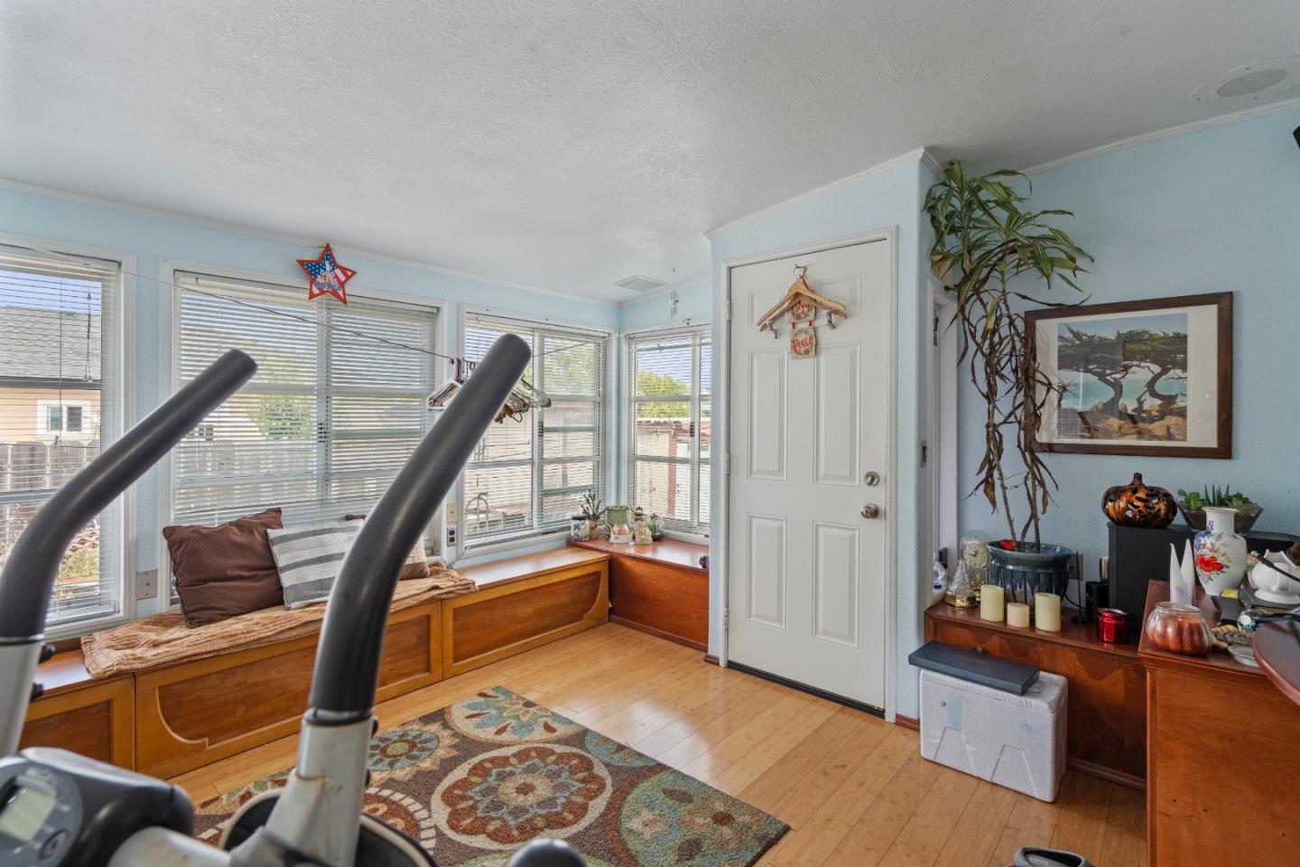 Detail Gallery Image 15 of 17 For 1659 Judson St, Seaside,  CA 93955 - 2 Beds | 1 Baths