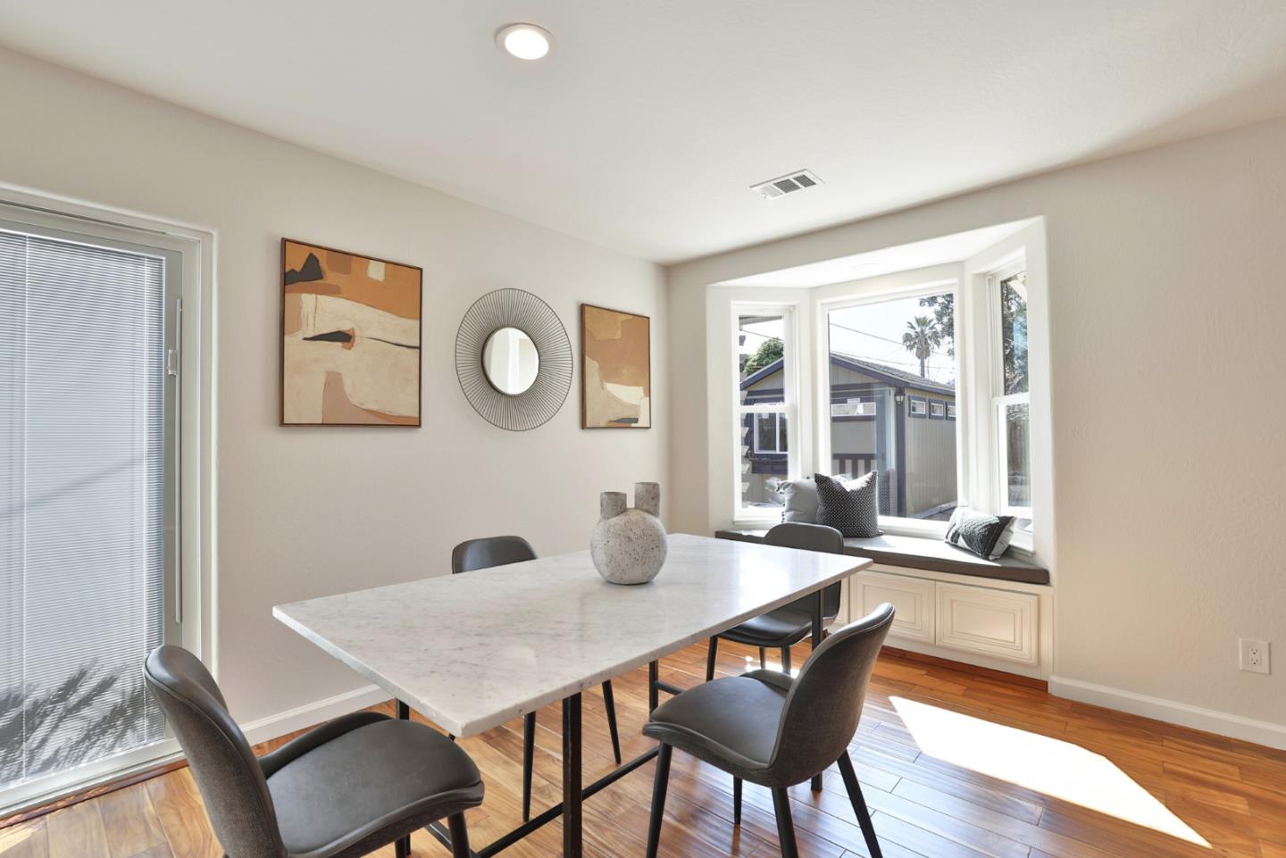 Detail Gallery Image 12 of 27 For 3370 Jennifer Way, San Jose,  CA 95124 - 3 Beds | 2 Baths