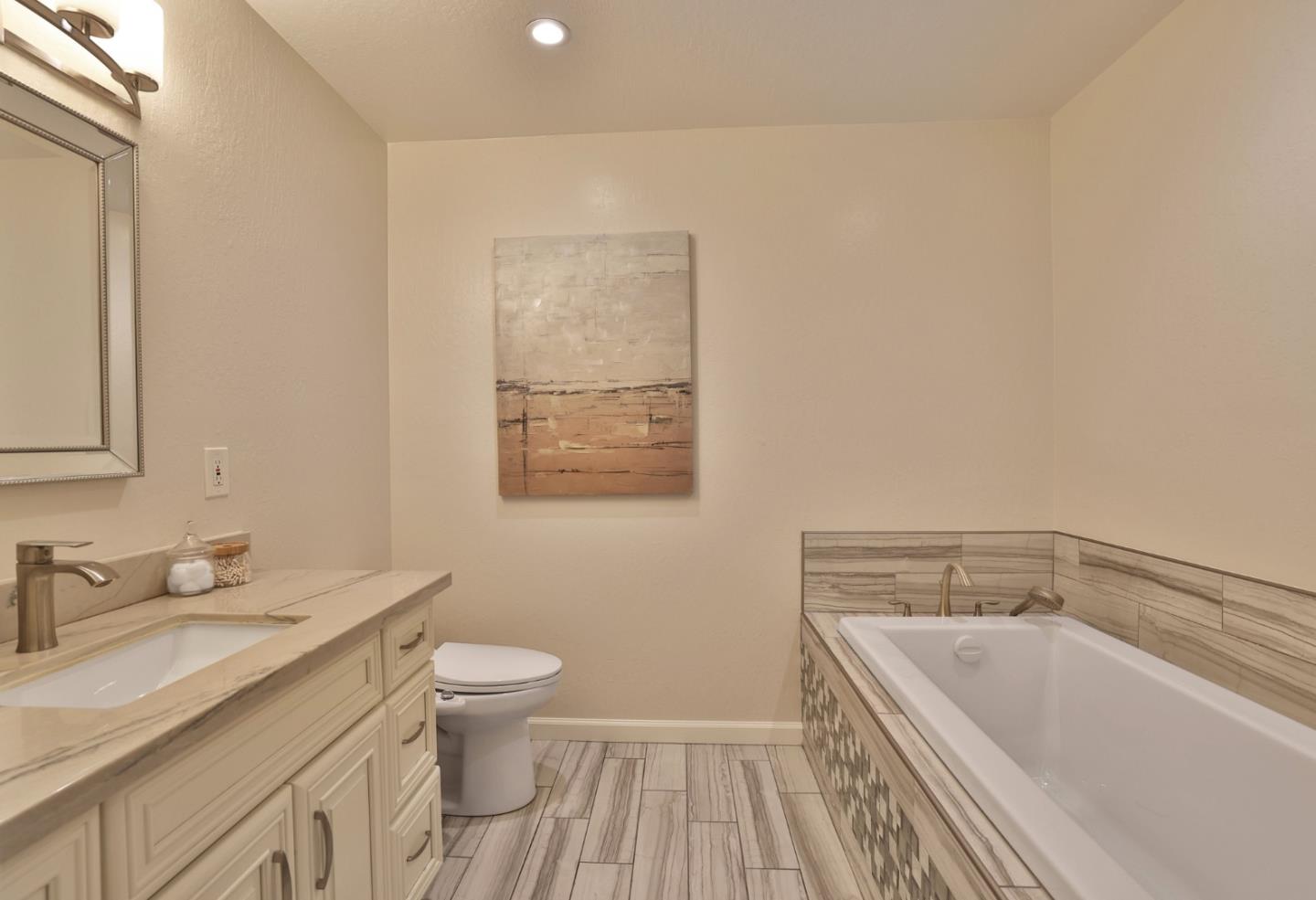 Detail Gallery Image 13 of 27 For 3370 Jennifer Way, San Jose,  CA 95124 - 3 Beds | 2 Baths