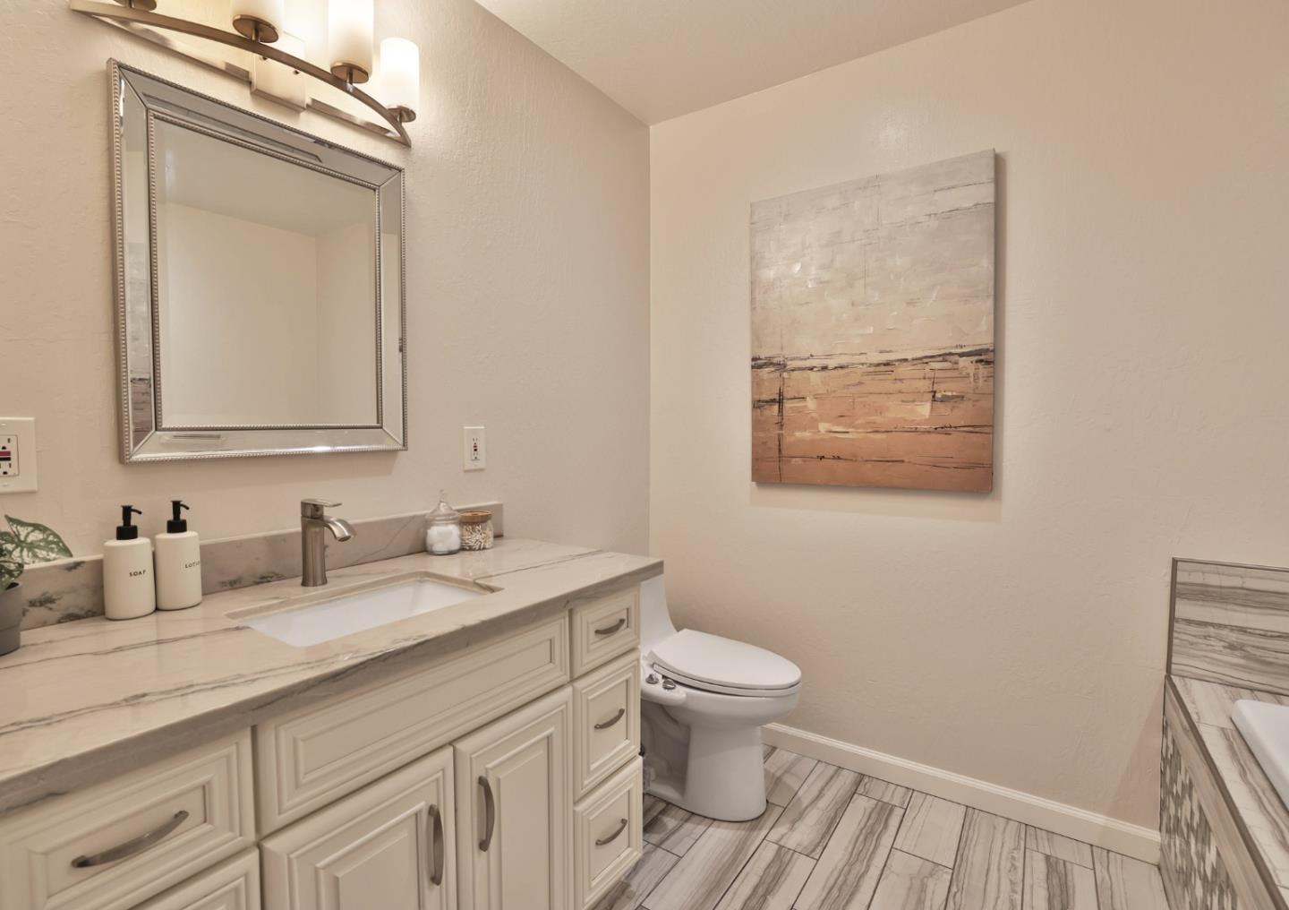 Detail Gallery Image 14 of 27 For 3370 Jennifer Way, San Jose,  CA 95124 - 3 Beds | 2 Baths