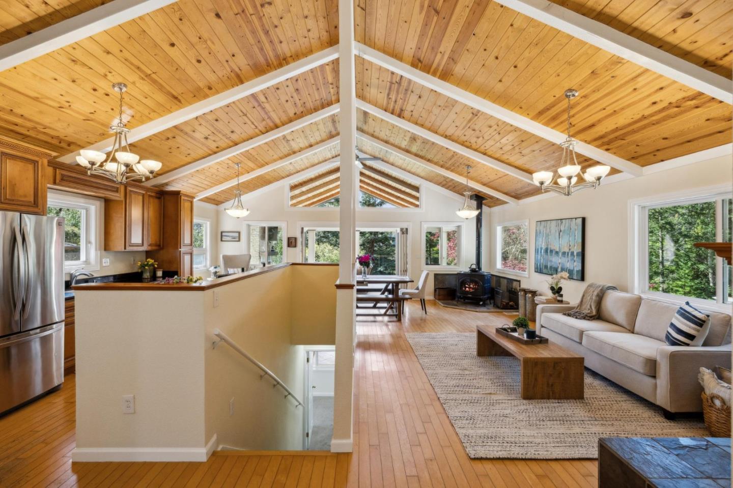 Detail Gallery Image 12 of 86 For 23280 Schulties Rd, Los Gatos,  CA 95033 - 4 Beds | 2/1 Baths